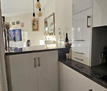 Möblierte 1-Zimmer-Wohnung in Bensheim – mit großer Terrasse - Photo 1