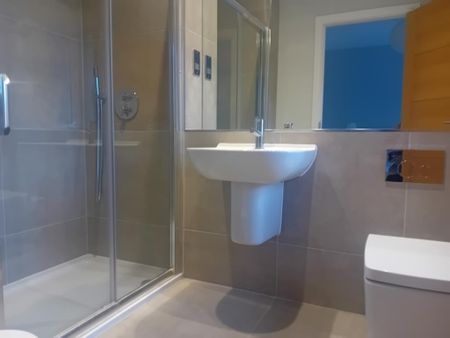 3 bedroom end of terrace house to rent - Photo 5