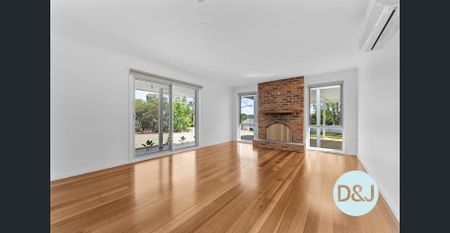 Oversized, Fully Refurbished in the Heart of Mornington - Photo 4