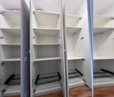 Room in a shared 5-bedroom apartment for rent in Embajadores - Foto 4