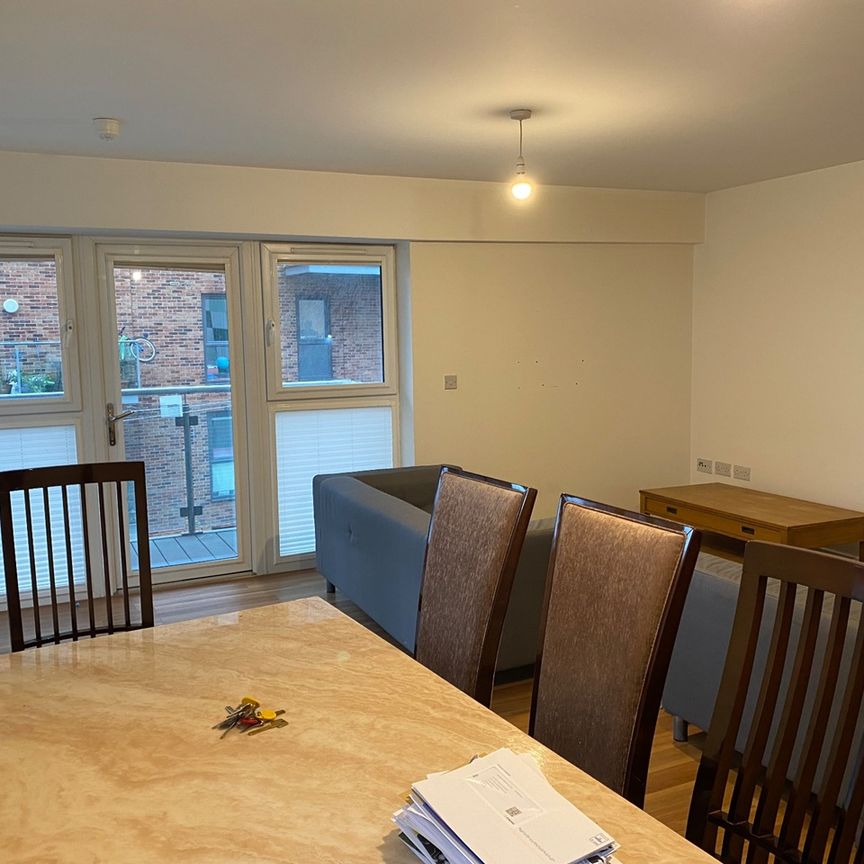 3 Bed Flat, Exeter House, RM8 - Photo 1