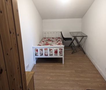 Room in a Shared House, Near Uni Oxford Road Piccadilly Stat, M12 - Photo 4