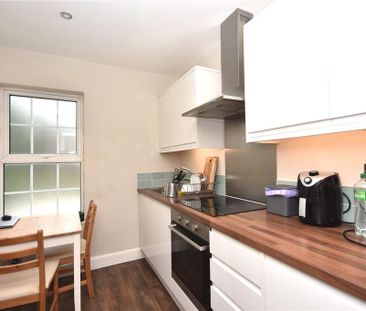 2 bedroom house to rent - Photo 3