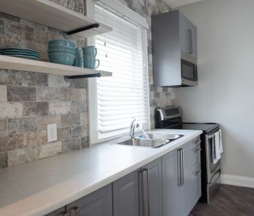 For Lease - 5700 Spring Street, Niagara Falls, Ontario - Photo 6