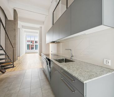 "Light, Space and Design – 3.5-Room Loft Apartment in New Building" - Photo 1