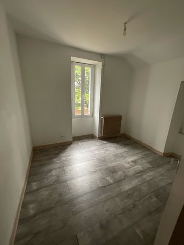 Location Appartement 4 pièces 85m² BOURGES 18000 - Photo 4