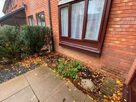 Cuthbury Gardens, Wimborne, BH21 - Photo 5