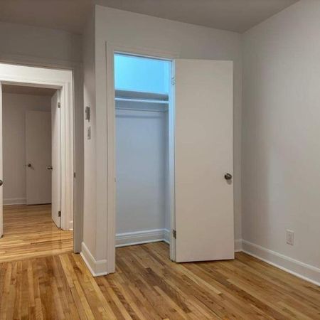 2 CH - 1 SDB - Montréal - $1,335 /mo - Photo 3
