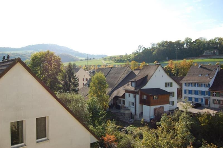 "Grosszügige 4.5-Zimmer-Maisonettewohnung in Diegten" - Photo 2