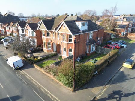 Howard Road,Southampton - Photo 2