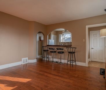 For Lease - 280 London Street Unit# Main/Upper, Peterborough, Ontario - Photo 2