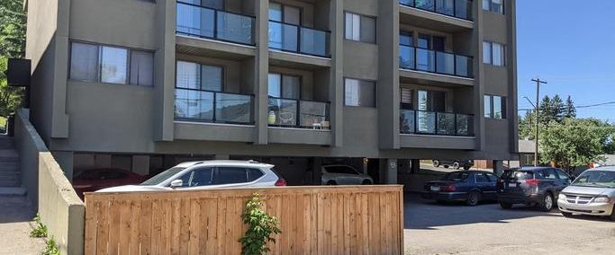 105/205, 1808-18 St SW Calgary | 1808 18 Street SW, Calgary - Photo 1
