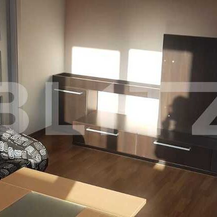 Oportunitate! 3 camere, intermediar, orientare sudica, 37mp, zona Politia Rutiera - Fotografie 1