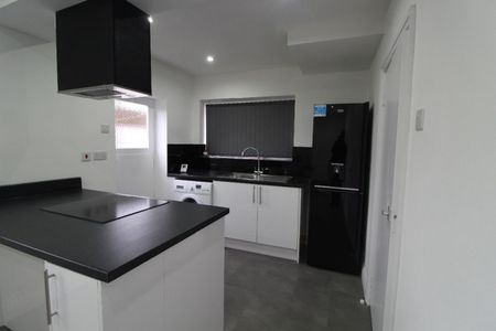 Hurstway Close, FUlwood, PRESTON PR2 9TU - Photo 5
