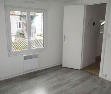 Location Appartement 1 pièce 17m² - Photo 1