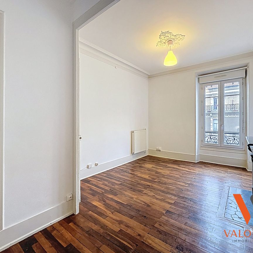 Location Appartement 1 pièce 38m² GRENOBLE 38000 - Photo 1