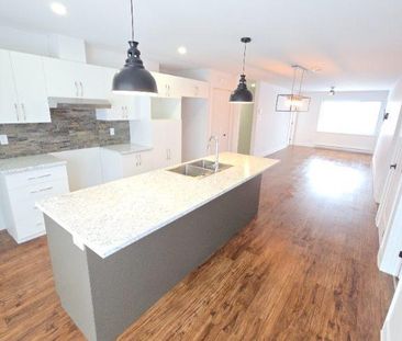 Grand condo 5 1/2 a louer - Photo 1