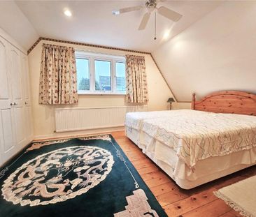 3 bed detached house to rent in Asquith Gardens, Benfleet, SS7 - Photo 3