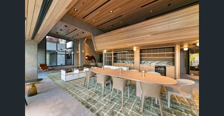 Timeless Luxury in an Iconic Sydney Setting - Photo 3