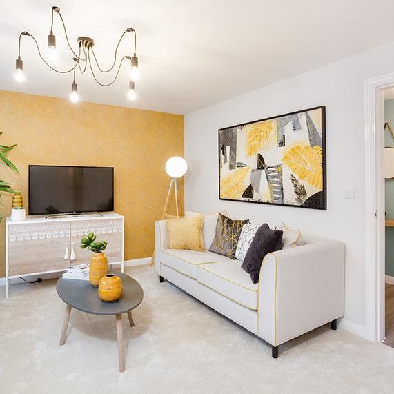 3 bedroom semi-detached house to rent - Photo 1