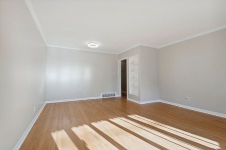 For Lease - 29 Jeanette Street Unit# Main, Toronto, Ontario - Photo 2