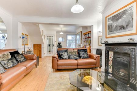 3 bedroom terraced house to rent - Photo 3