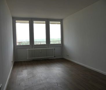 ﻿Schöne 2-Zimmer-Wohnung mit Skyline-Blick in Maintal-Bischofsheim ... - Foto 1