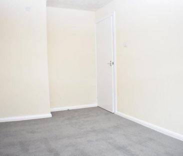 2 bedroom maisonette to rent - Photo 5