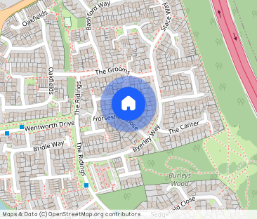 The Garrones, Crawley, RH10 - Photo 1