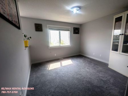 6306 167A Avenue Northwest - Photo 5