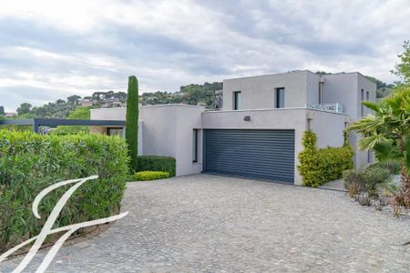 Maison à louer Mougins - Pibonson, Cote d'Azur, France - Photo 2