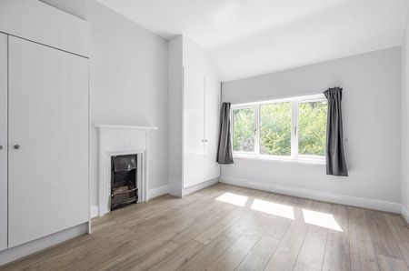 5 bedroom semi-detached house to rent - Photo 5