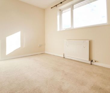 2 bedroom semi-detached house to rent - Photo 2