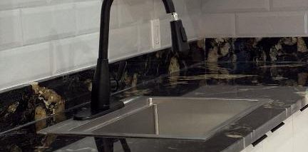 À louer appartement 4-1/2 non chauffé 3e étages - Photo 2