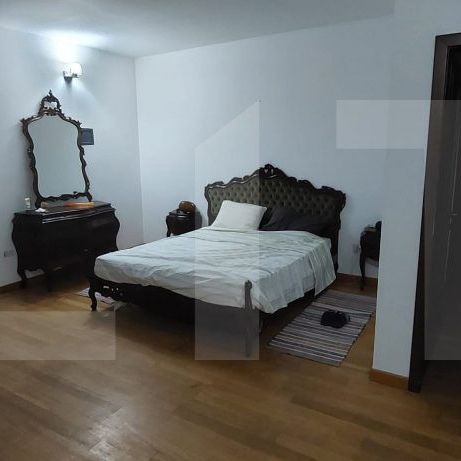Vilă modernă 440 mp cu piscină și 9 camere – Dumbrăvi - Photo 1