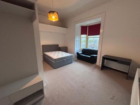 8 bedroom terraced house to rent - Photo 5