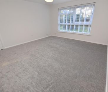 The Hawthorns, Comberton Road, Kidderminster - Photo 2