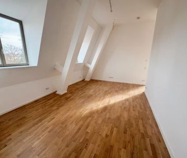 Erstbezug-Hochwertige drei Zimmerwohnung mit Dachterrasse im histor... - Photo 1