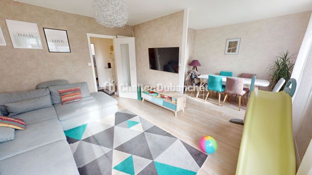Location Appartement 3 pièces 68m² - Photo 1