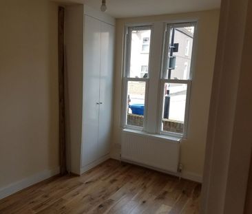 3 Bed Flat, Hichisson Road, SE15 - Photo 4