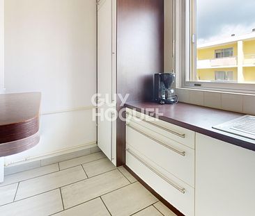 LOCATION d'un appartement meublé de 2 pièces (50 m²) à PFASTATT - Photo 2