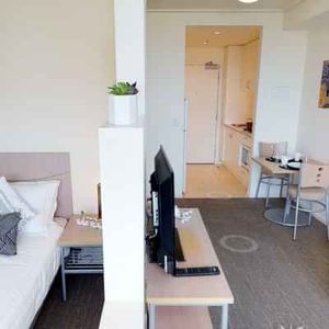 Studio Apartment - Photo 2