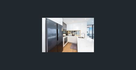 Luxury Apartment with amazing water view***Fully Furnished*** - Photo 5