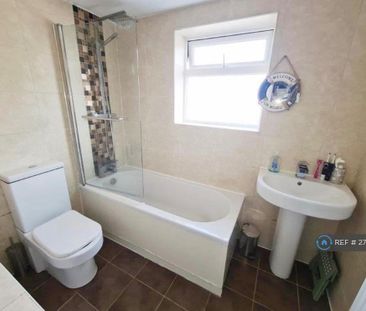 1 bedroom in a house share to rent - Photo 6