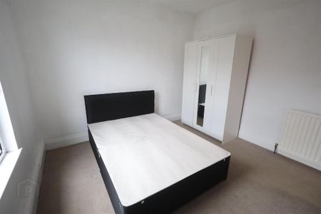 7 Glanleam Drive, Belfast, BT15 3FL - Photo 2