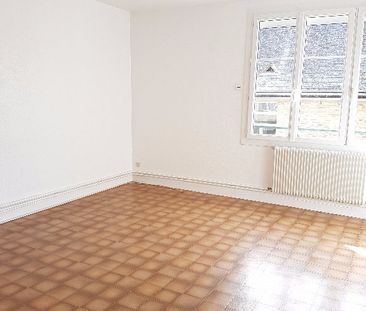 A LOUER Appartement 50000 Saint-lo 3 pièces 74.19 m2 - Photo 3