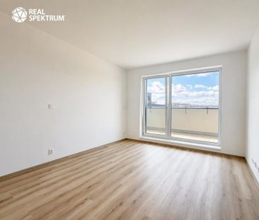Pronájem bytu 1+kk 38 m2 - Fotografie 2