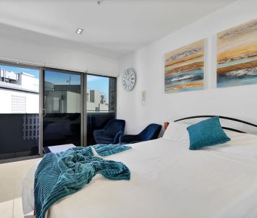 STUDIO GEM - LOCATED IN THE HEART OF SANDRINGHAM! - Photo 2