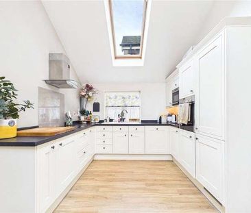 Marketing Card, Azalea House Annexe, Turks Lane, Mortimer, RG7 - Photo 2