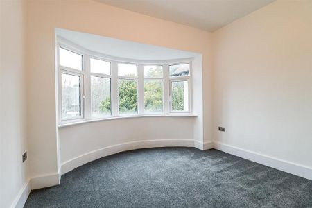 4 bedroom detached house to rent - Photo 2